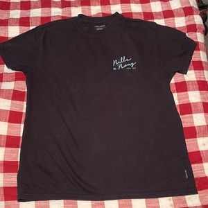black black shirt has no defect size small
